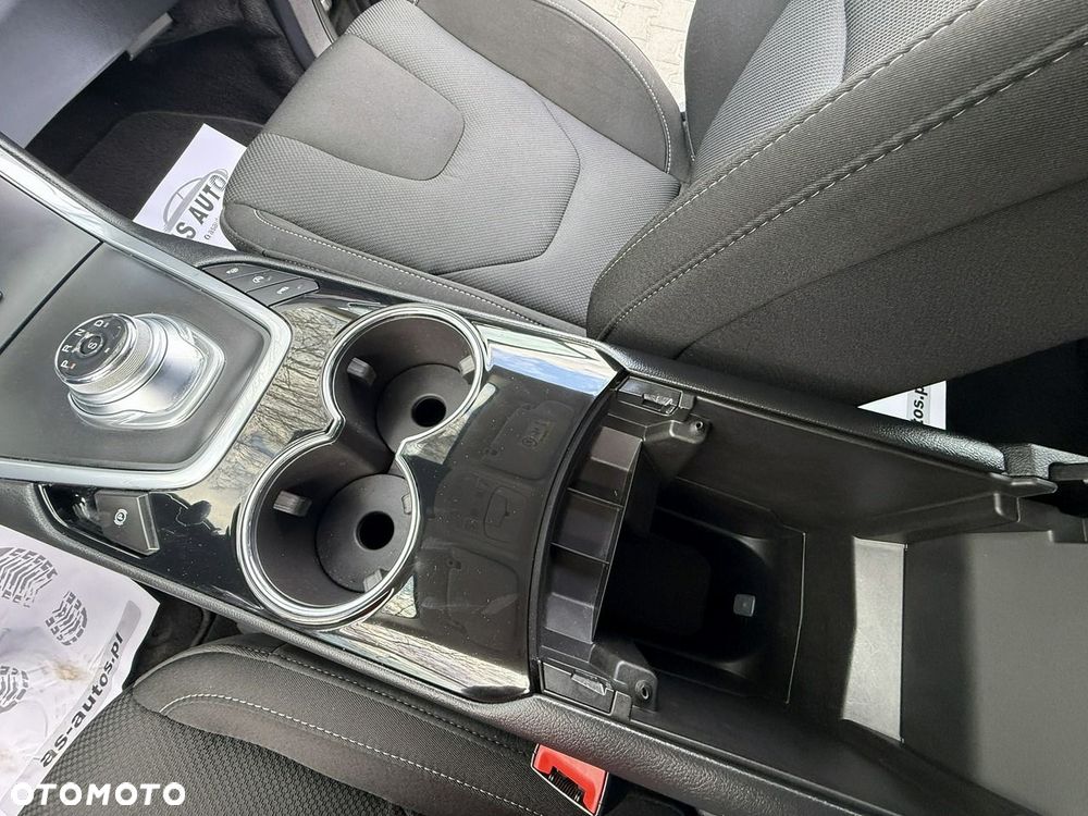 Ford S-Max 2.0 EcoBlue Titanium - 25
