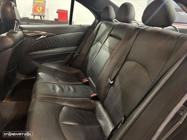 Mercedes-Benz E 270 - 24