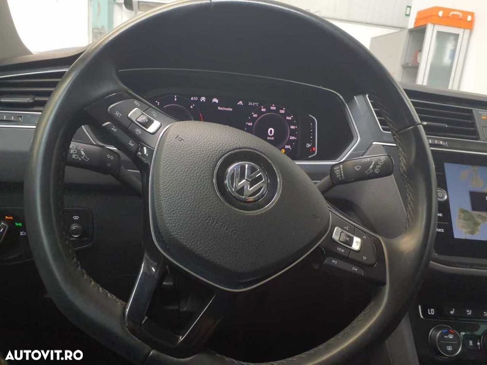Volkswagen Tiguan 2.0 TDI 4Mot DSG Comfortline - 10