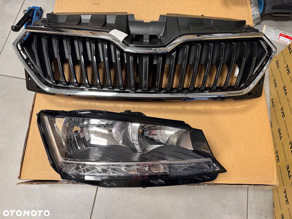 Skoda Fabia 6V0 atrapa przód lift