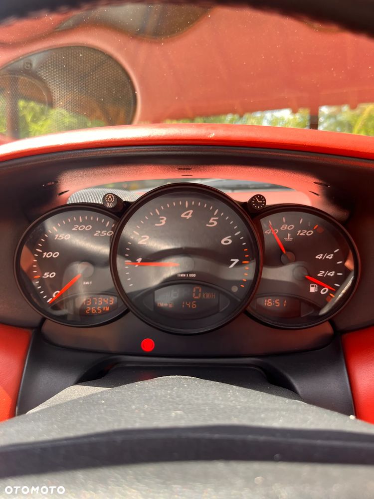 Porsche Boxster - 10
