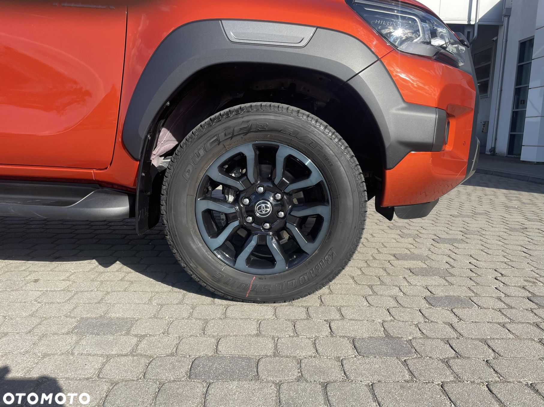 Toyota Hilux 2.8 D-4D Double Cab Invincible Sport 4x4 - 7