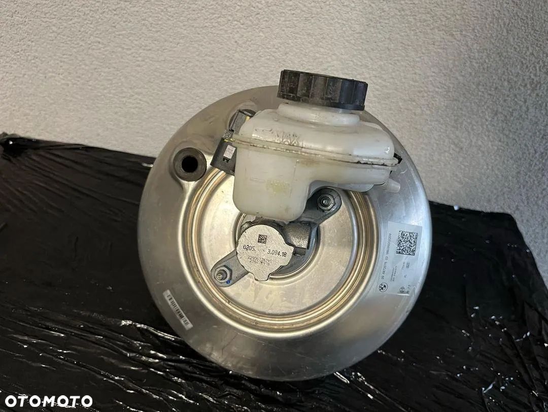 BMW X1 F48 SERWO POMPA HAMULCOWA 6872076 - 1
