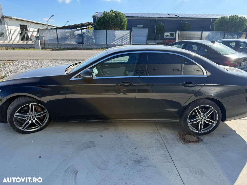 Mercedes-Benz E - 16