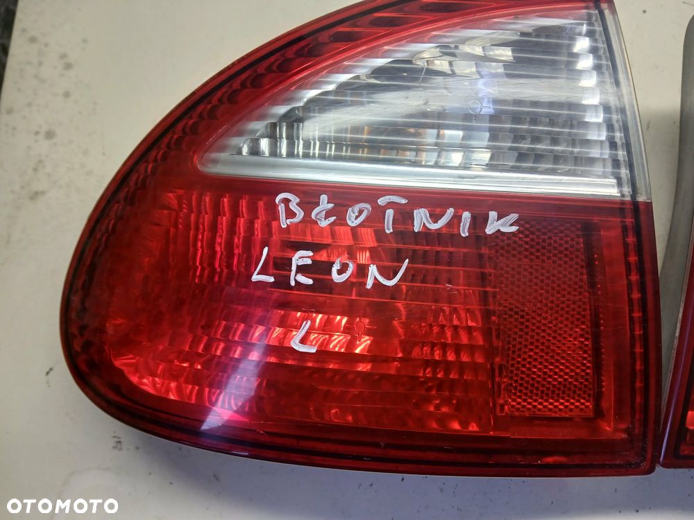 Seat Leon I Lampa tylna w błotnik lewa, prawa. - 3