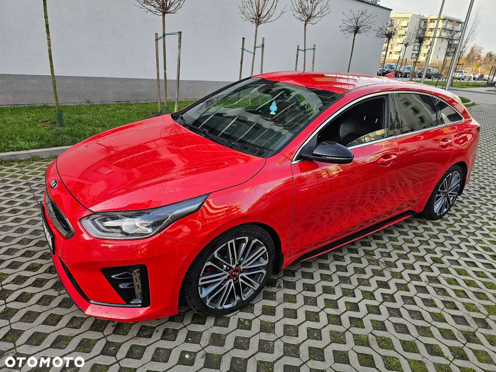 Kia ProCeed 1.6 T-GDI GT DCT - 11