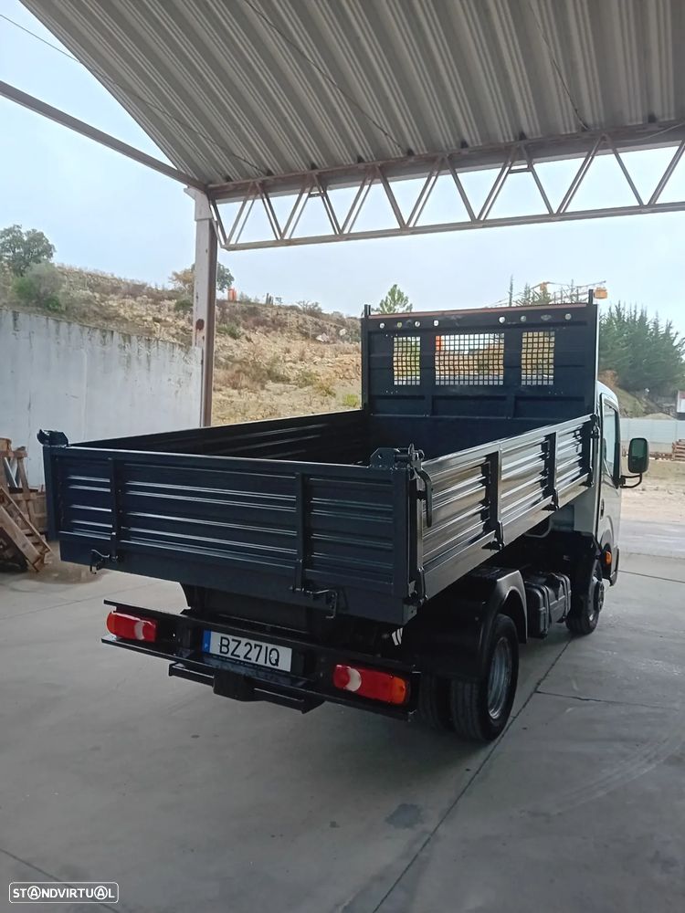 Nissan CABSTAR 35.14 - 140cv - 9