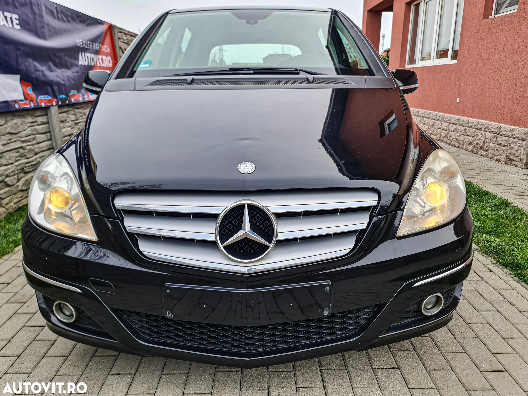 Mercedes-Benz B 180 CDI - 9