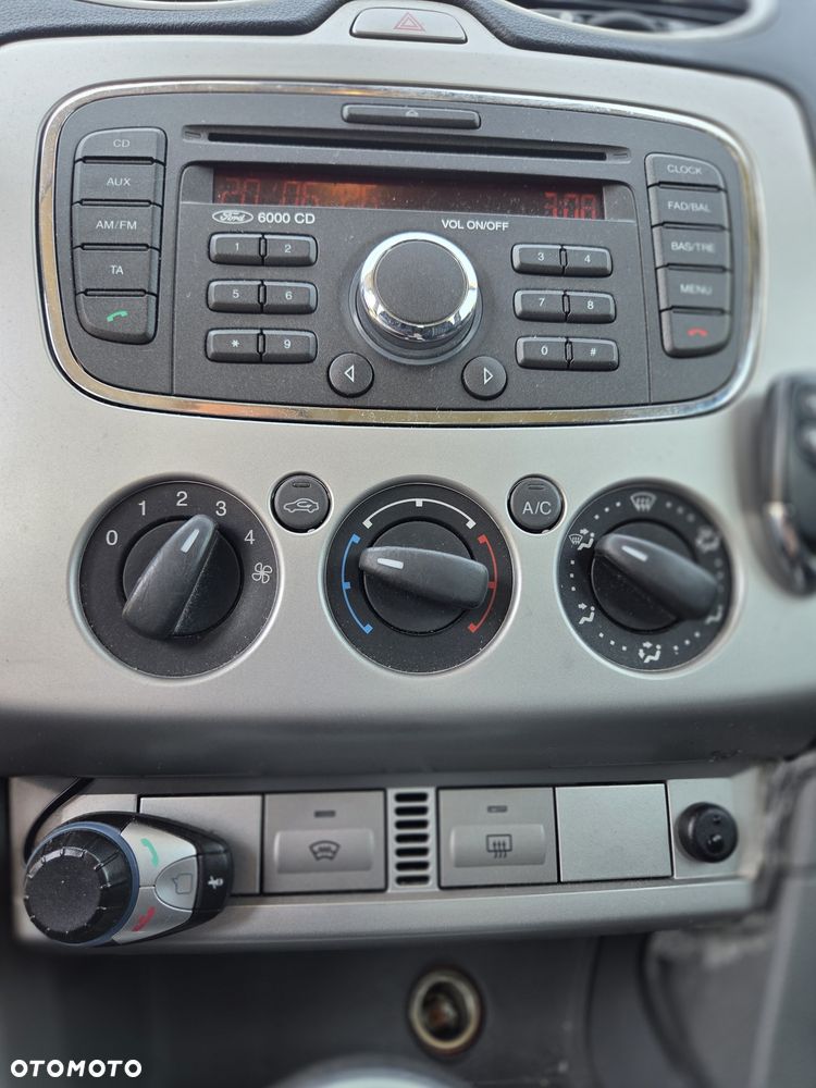 Ford Focus - 5