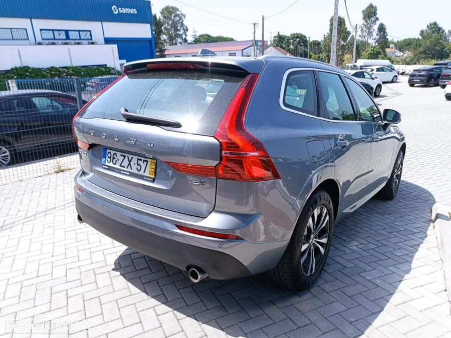 Volvo XC 60 2.0 T8 PHEV Momentum AWD - 4