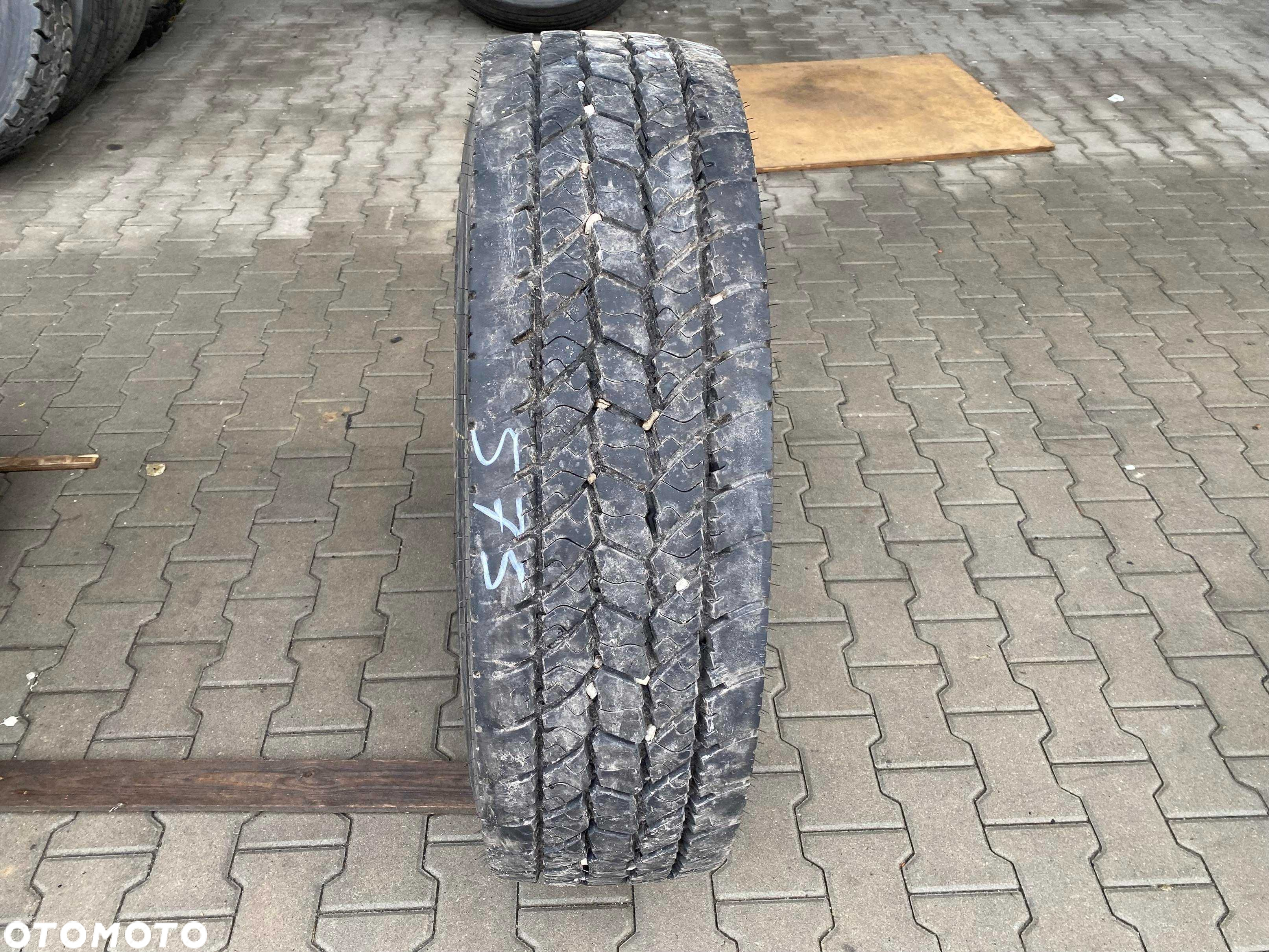 Opona 295/80R22.5 GOODYEAR ULTRA GRIP MAX S Przód 14-15mm - 2