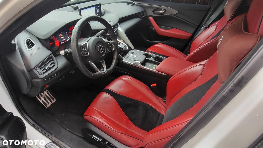 Acura TLX - 11