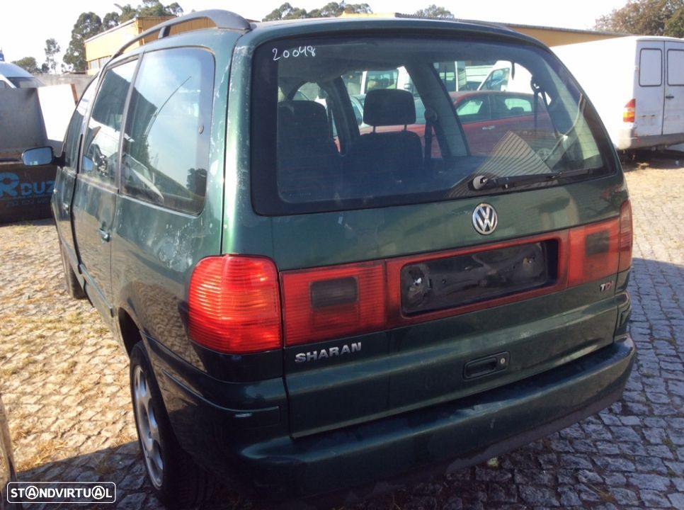 VW Sharan 1.9tdi às peças - 4