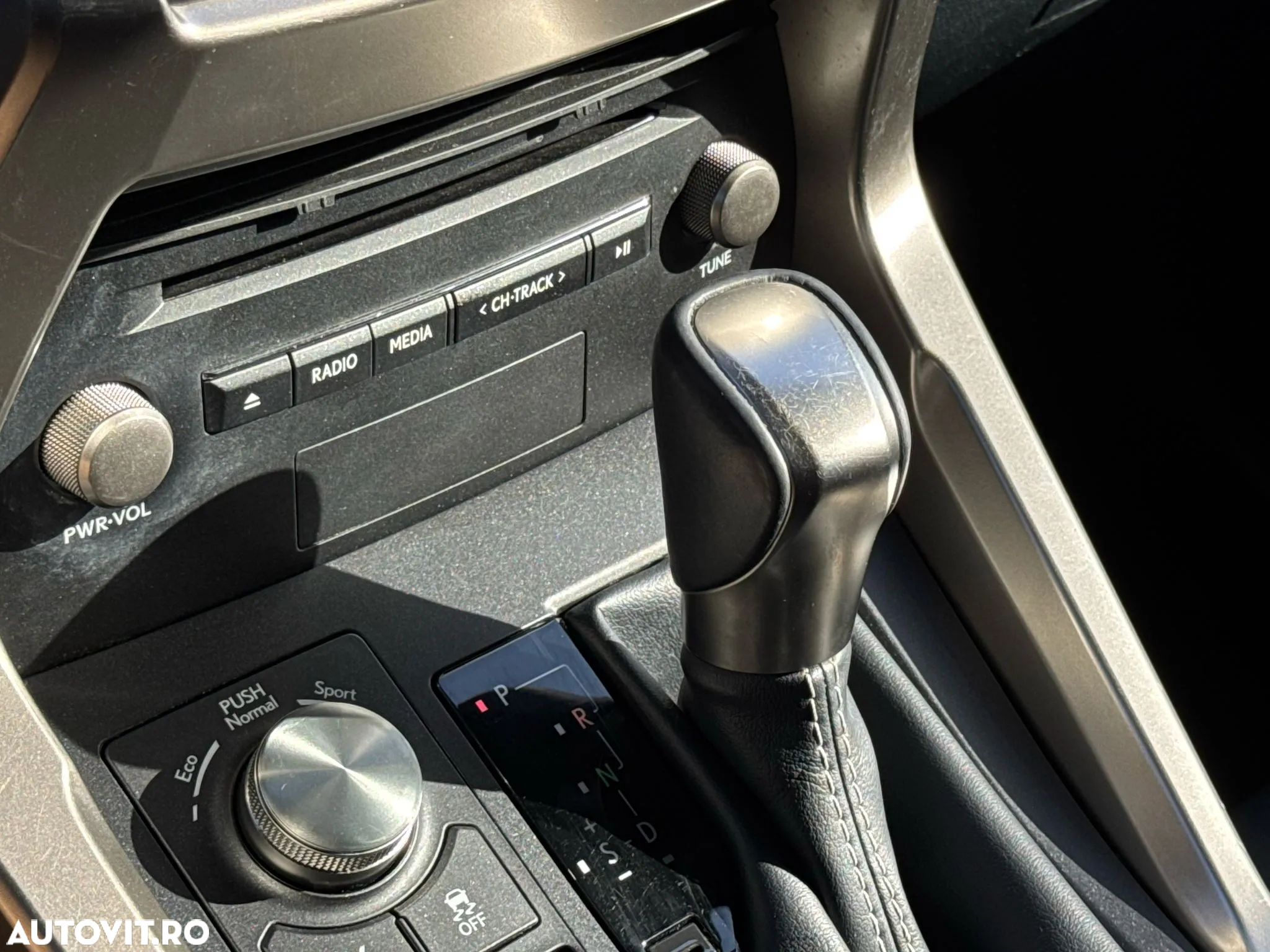 Lexus Seria NX 300h FWD Executive Plus - 19