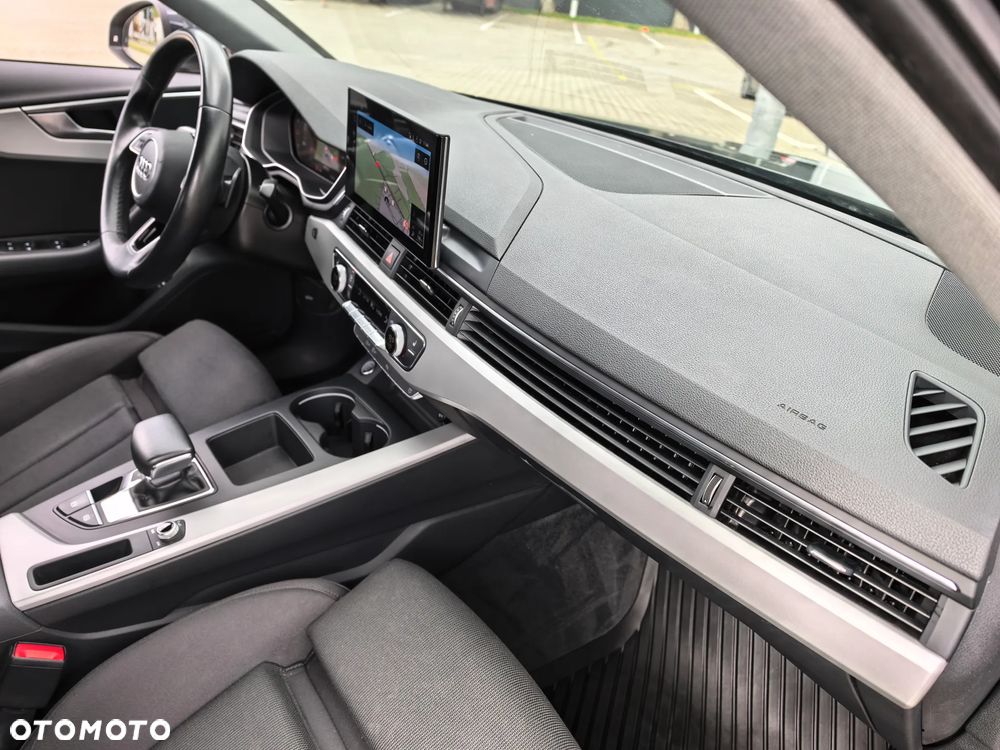 Audi A4 Limousine 35 TFSI mHEV S tronic - 12