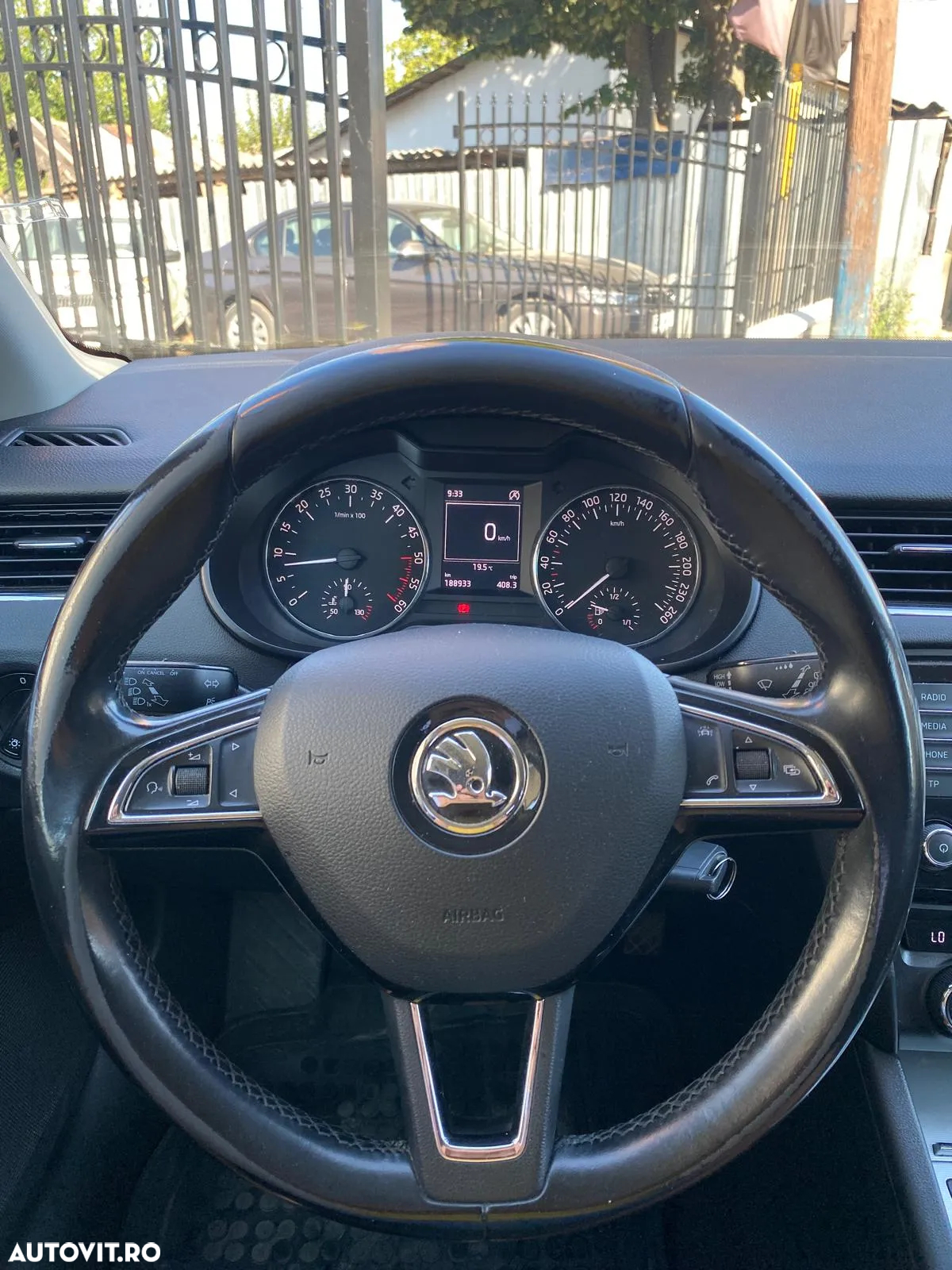Skoda Octavia 1.6 TDI ACTIVE - 10