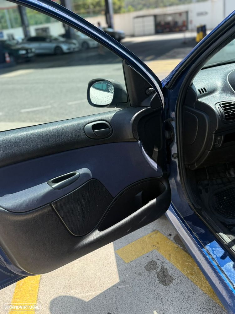 Peugeot 206 1.1 XR - 12