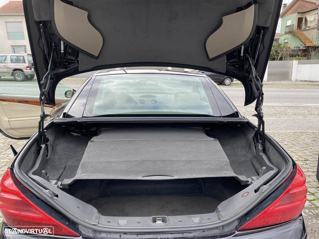 Mercedes-Benz SL 500 Standard - 23