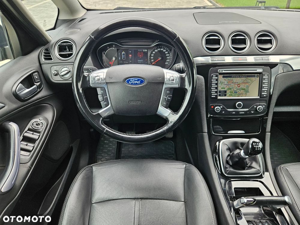 Ford S-Max 2.0 TDCi DPF Titanium - 34