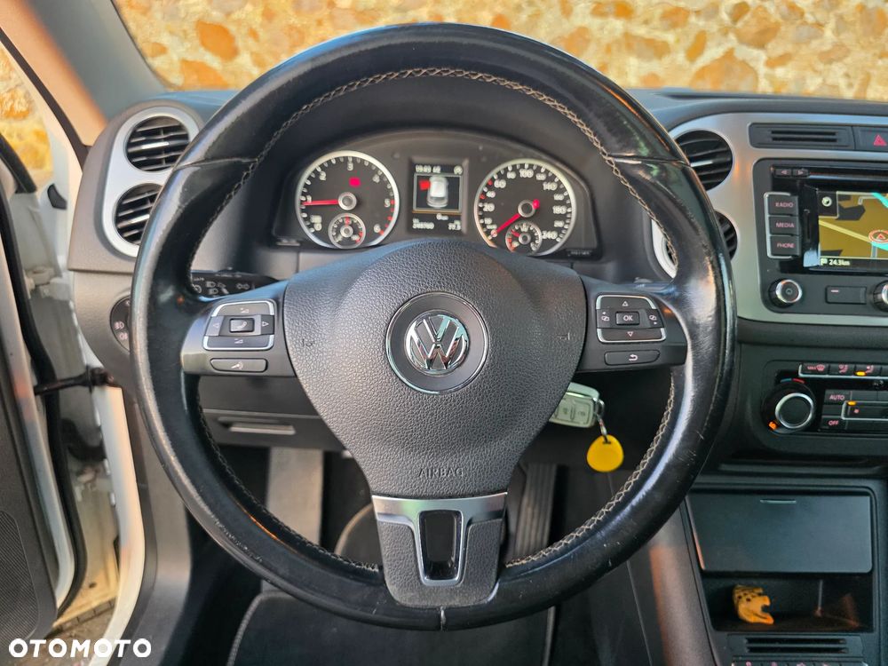 Volkswagen Tiguan - 11