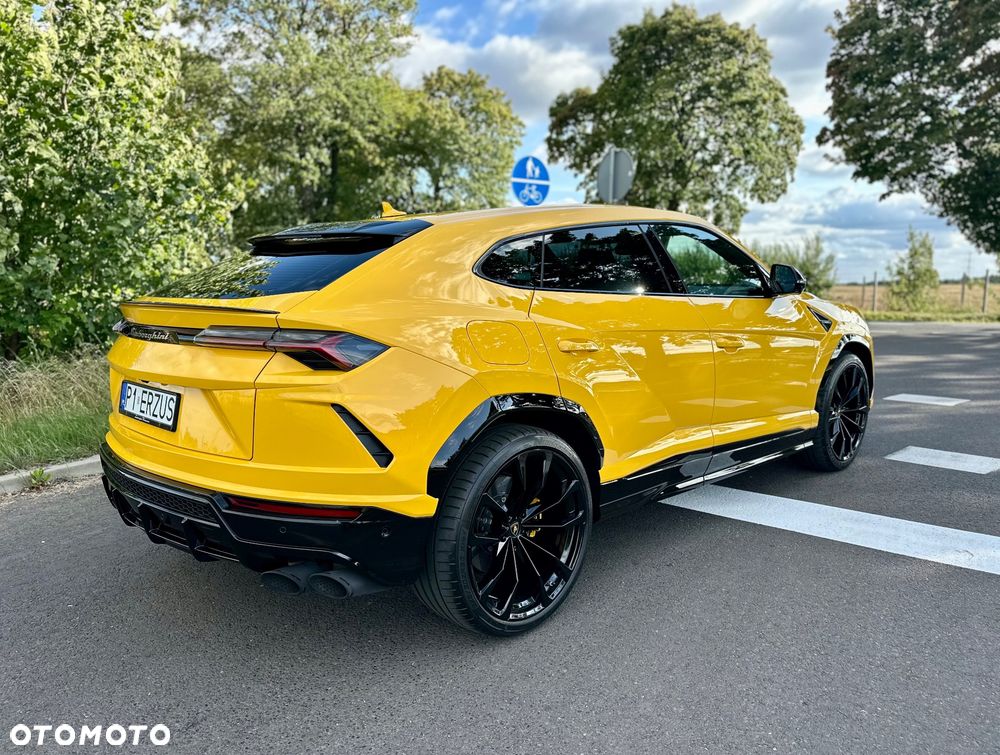 Lamborghini Urus - 9