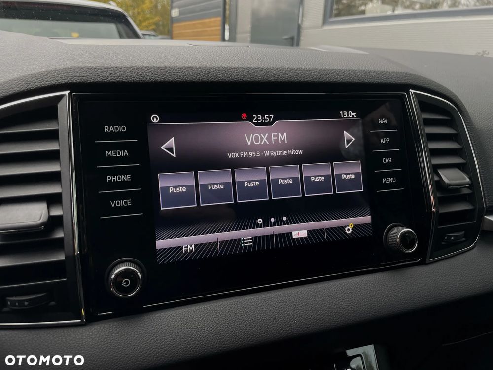 Skoda Karoq 1.5 TSI ACT 4x2 Style DSG - 27