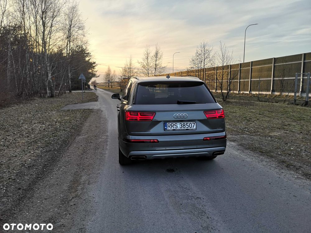 Audi Q7 - 2