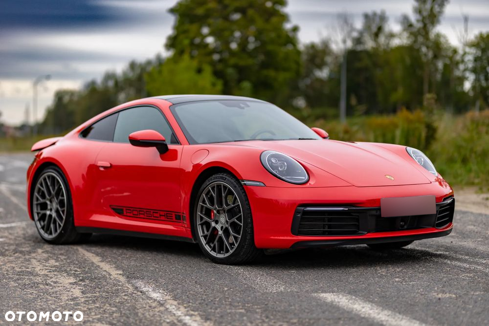 Porsche 911 Carrera 4S - 12