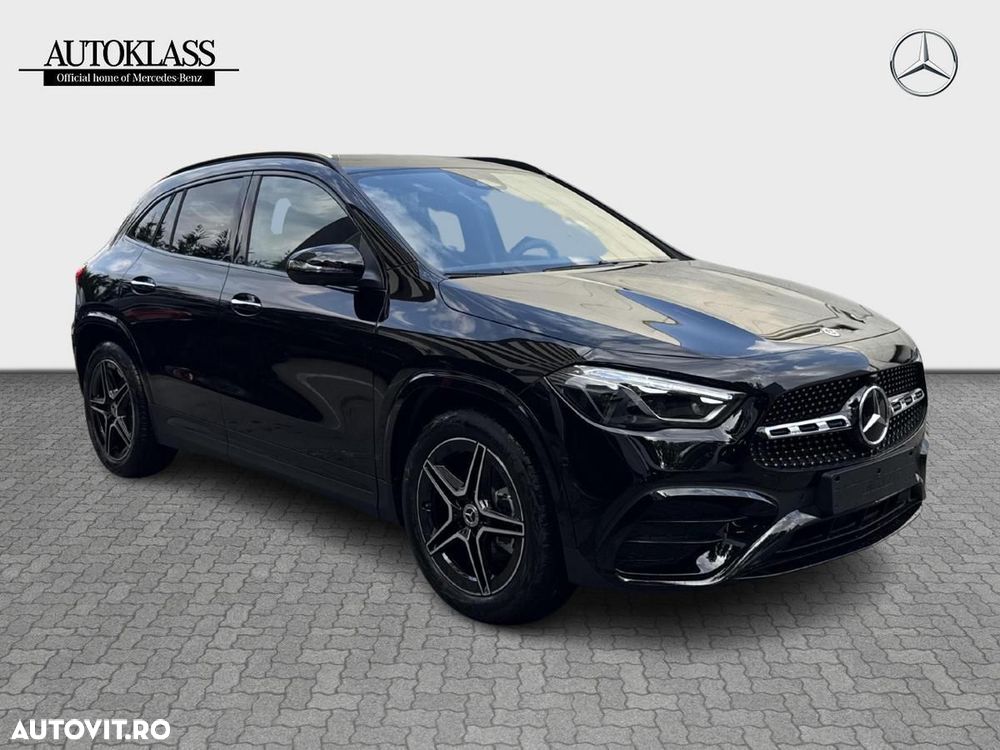 Mercedes-Benz GLA - 8
