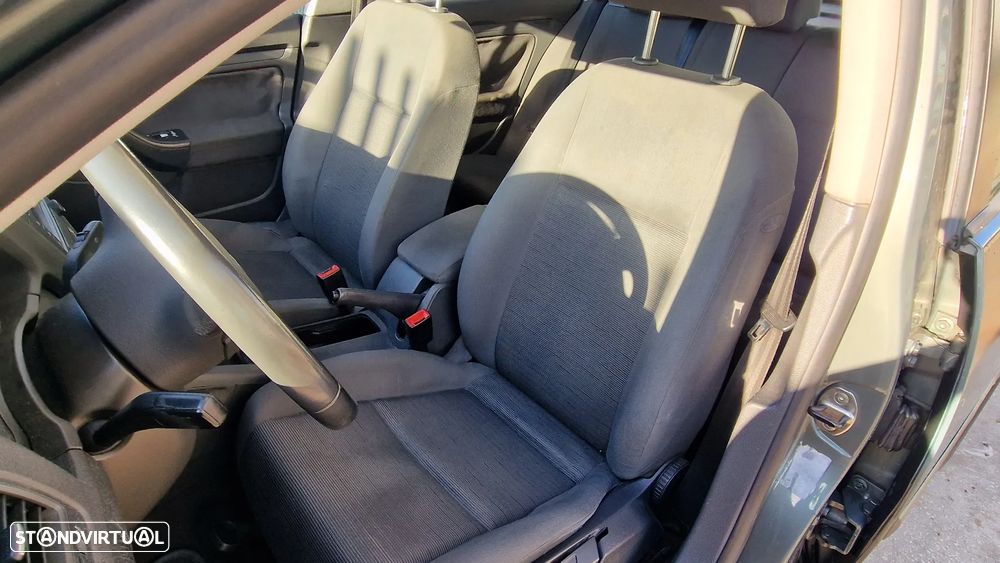 VW Golf 1.4 FSi Confortline - 6