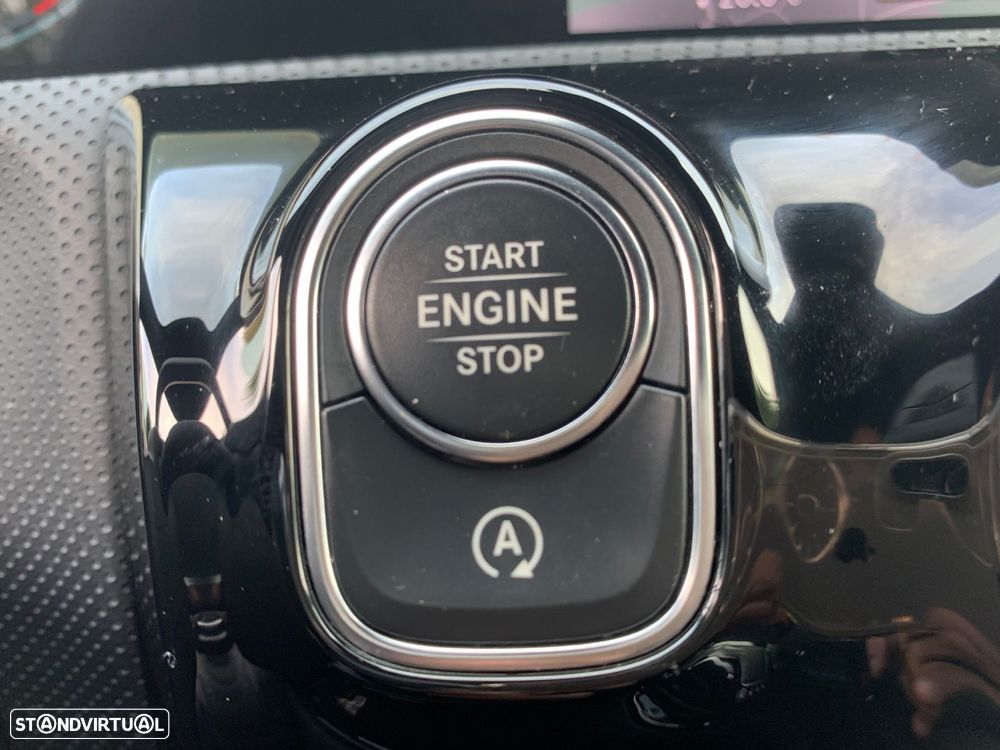 Mercedes-Benz CLA 200 d Shooting Brake AMG Line Aut. - 31