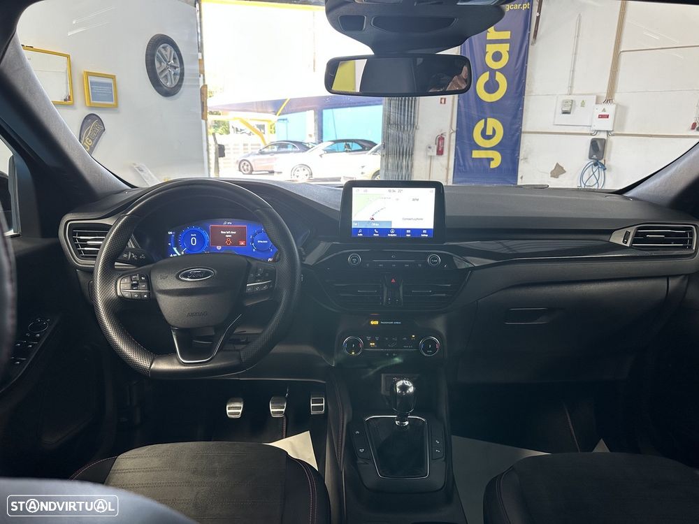 Ford Kuga 1.5 EcoBoost ST-Line - 25
