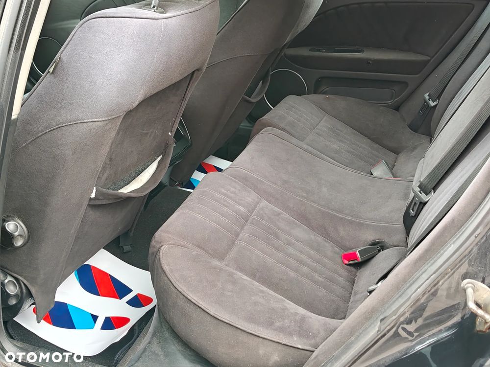 Alfa Romeo 159 1.9 JTDM 16V DPF Distinctive - 8