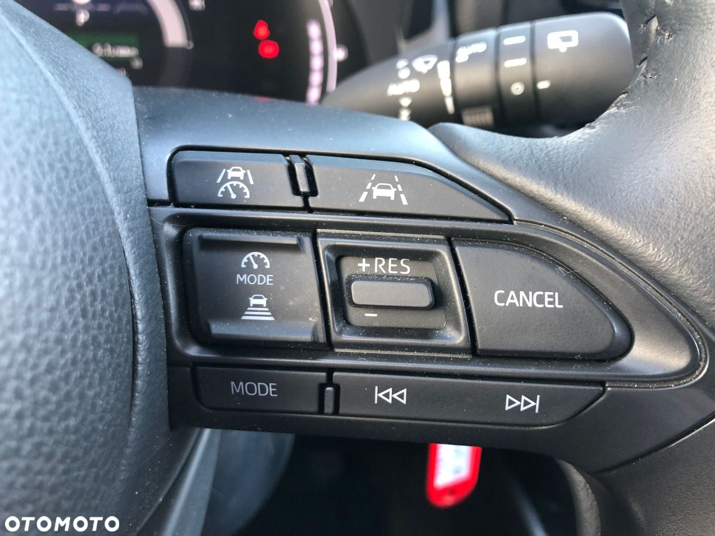 Toyota Yaris - 30