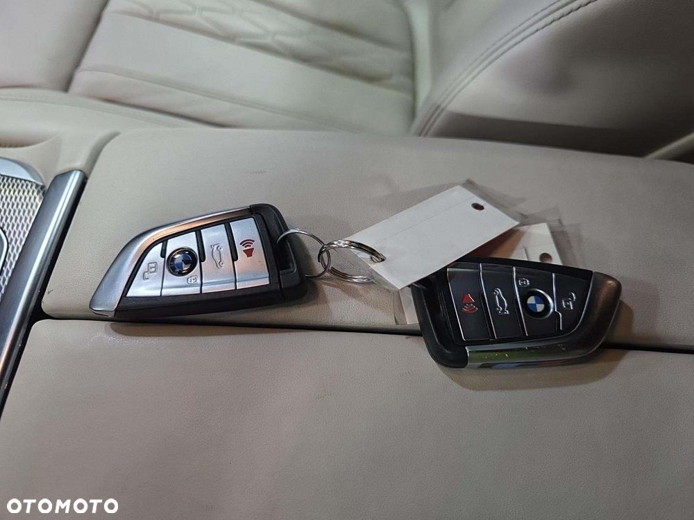 BMW X5 xDrive40i xLine - 13