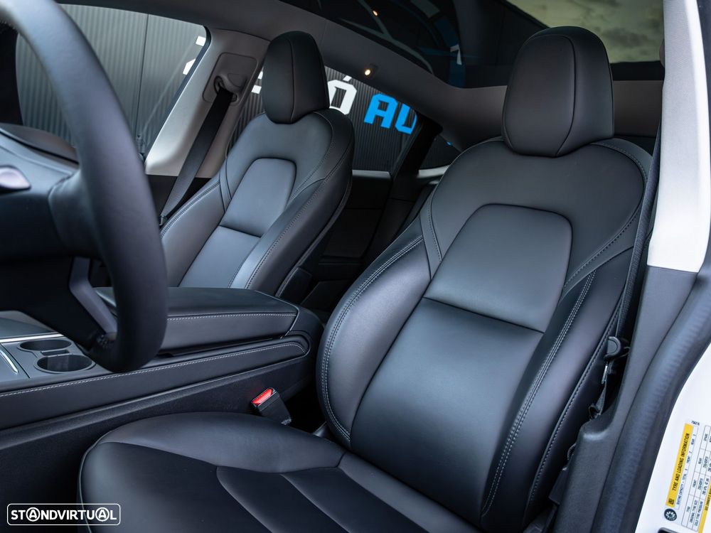 Tesla Model Y Tração Traseira - 14