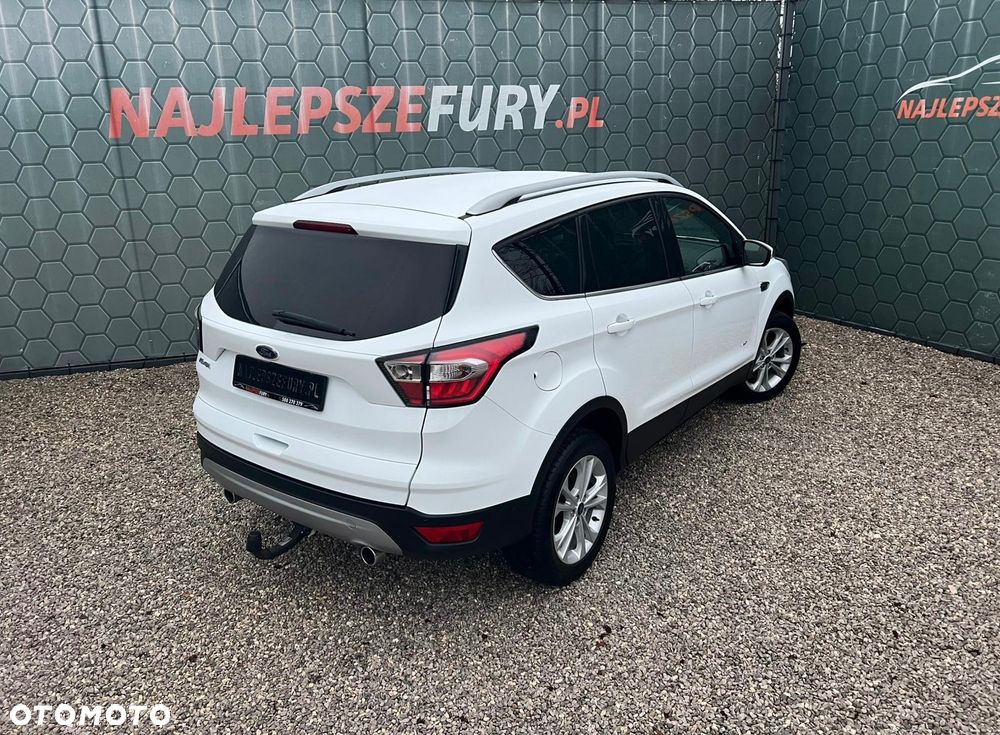 Ford Kuga 2.0 TDCi 4x4 Titanium - 32