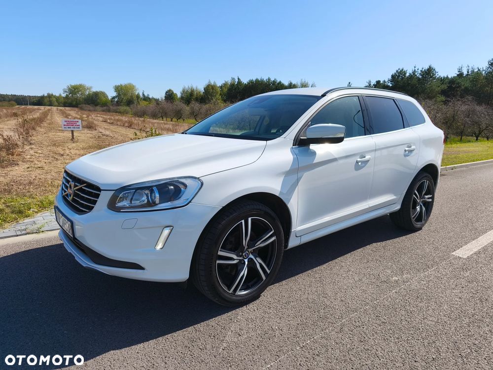 Volvo XC 60 D4 Momentum - 1
