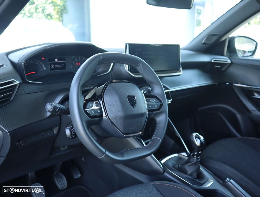Peugeot 2008 1.2 PureTech Style - 27
