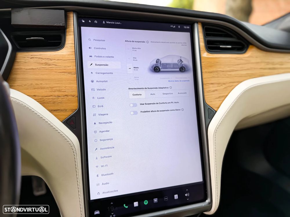 Tesla Model S Long Range - 27