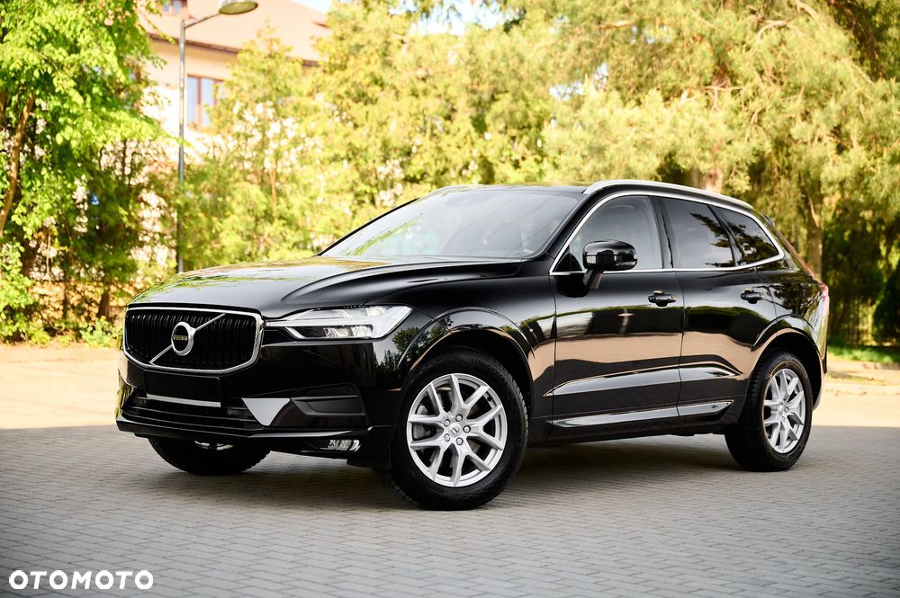 Volvo XC 60 D3 Momentum Pro - 1
