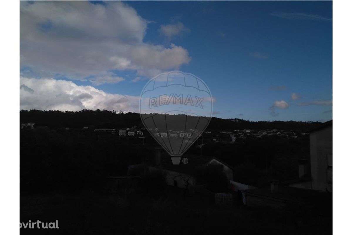 Terreno com boa localização e excelentes vistas - Grande imagem: 3/12