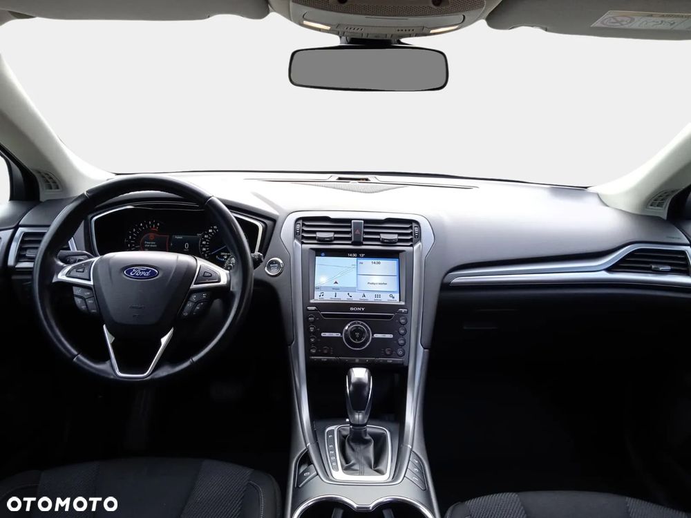 Ford Mondeo 2.0 TDCi Titanium PowerShift - 11