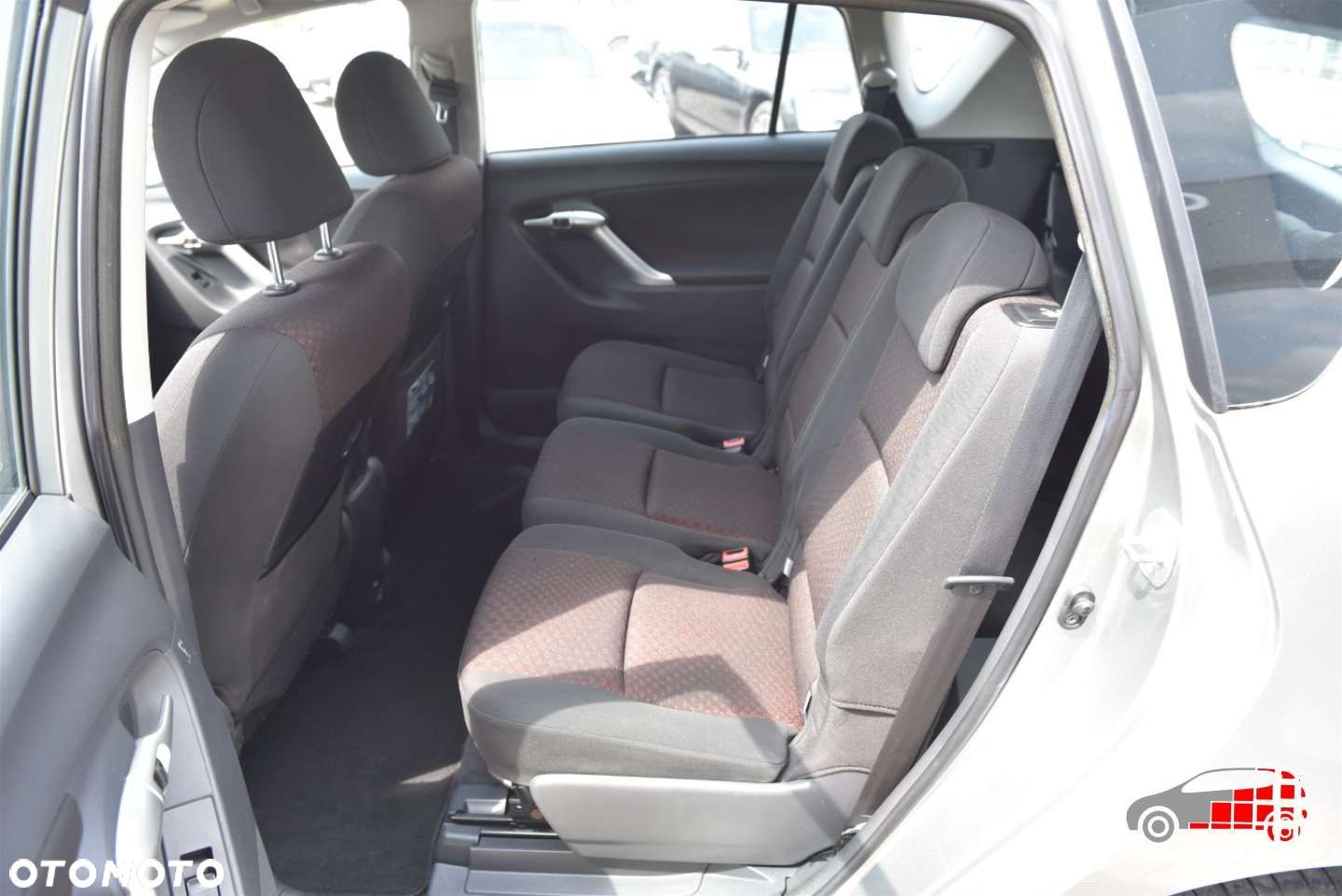 Toyota Verso 1.6 Active 7os - 14