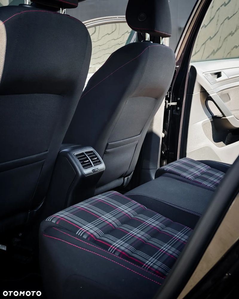 Volkswagen Golf 2.0 TSI BMT GTI Performance - 37