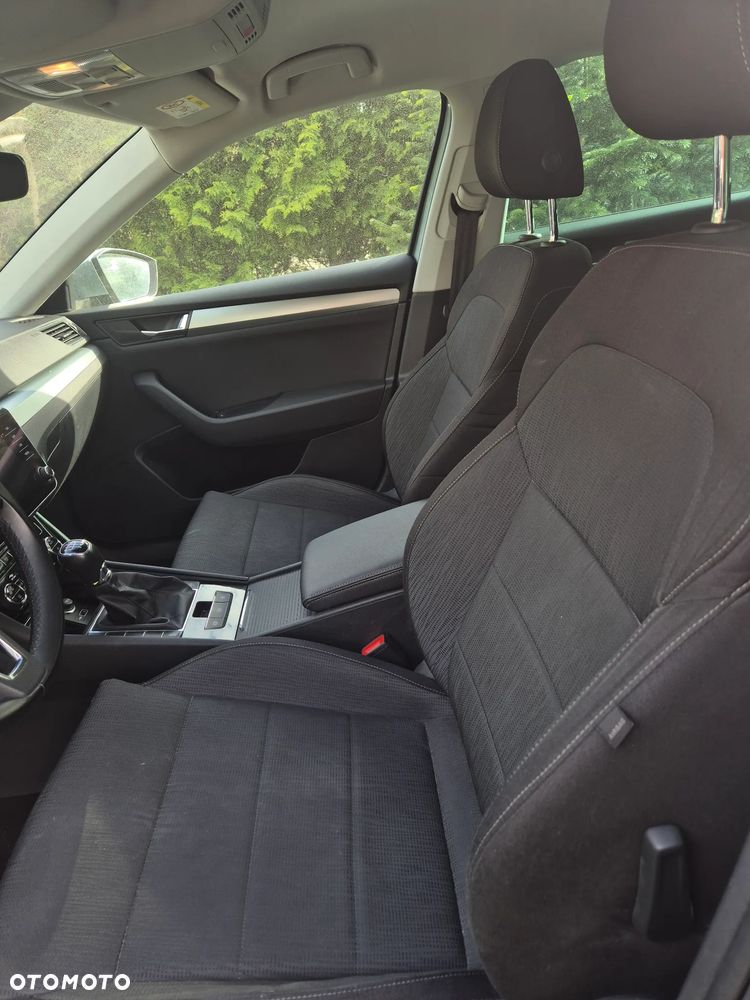 Skoda Superb 2.0 TDI Ambition - 7