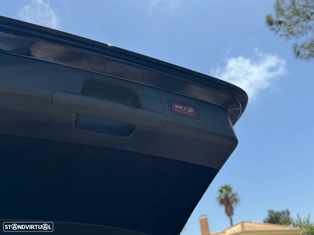 Mercedes-Benz E 220 d 9G-TRONIC AMG Line - 23