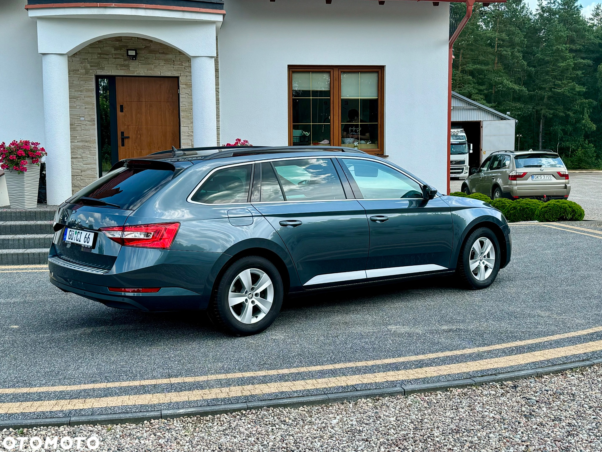 Skoda Superb 2.0 TDI DSG Ambition - 19
