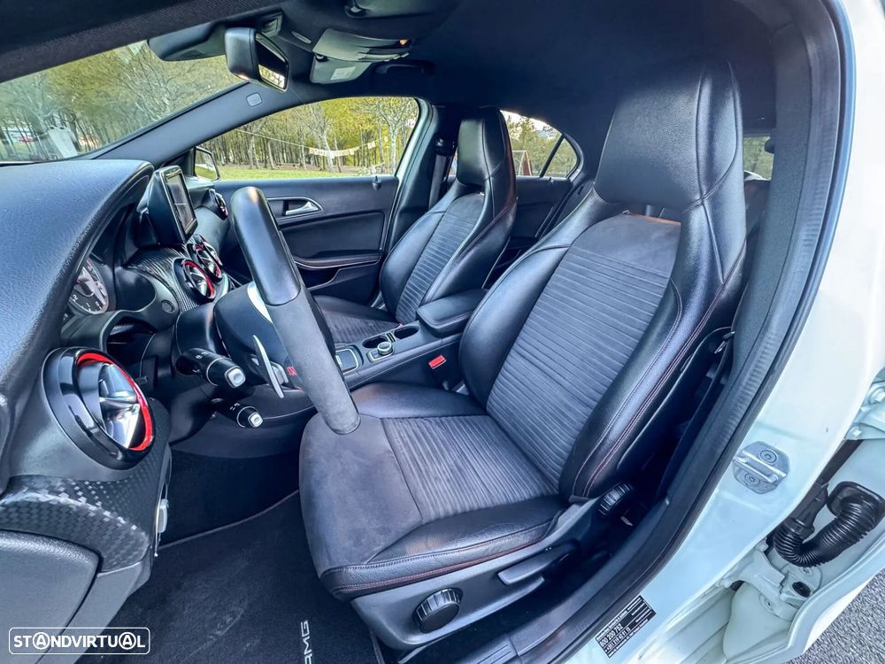 Mercedes-Benz A 45 AMG 4-Matic - 14