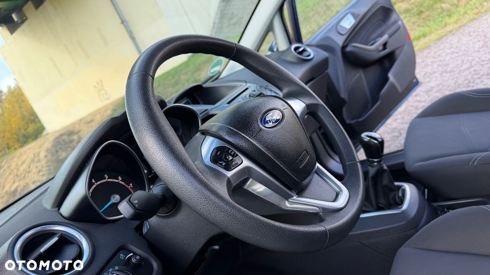 Ford Fiesta - 21